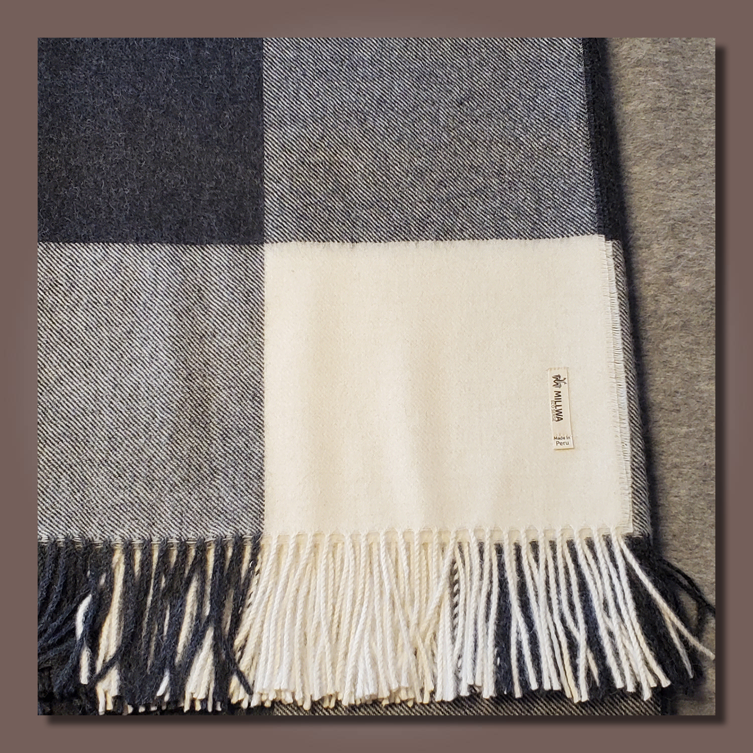 Wohndecke/living blanket QUADRATE, Farbe/colour: grau/grey